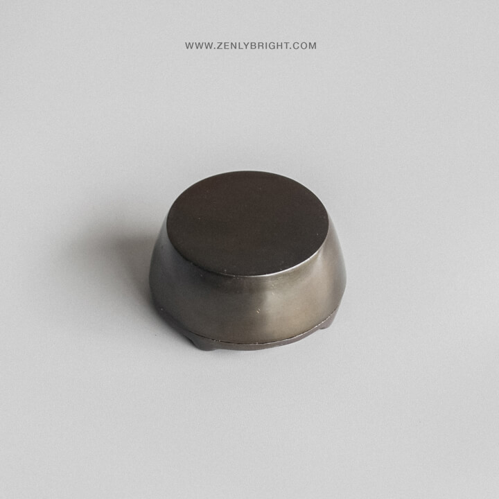 asbak-aluminium-rustic-lubang-9-bali-craft-wholesale-indonesia-bali-canggu-seminyak