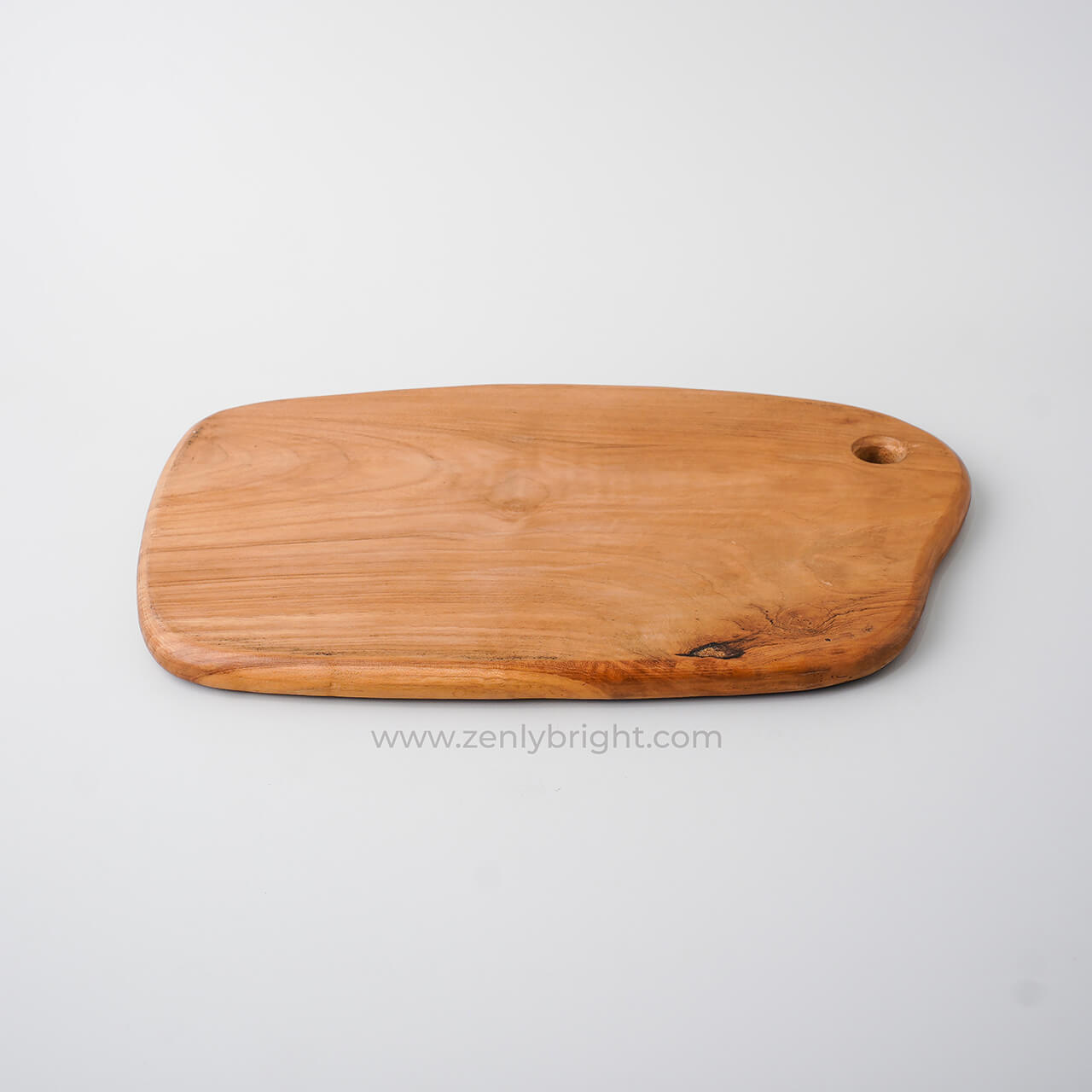 caption-cutting-board-teak-wood