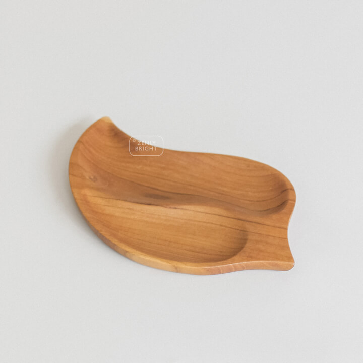 leaf-shaped-plate-donpo-teak-wood-zenly-bright