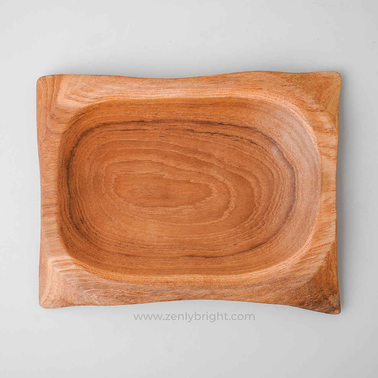 liuk-wooden-plate-teak-wood-craftsman-manufacturing