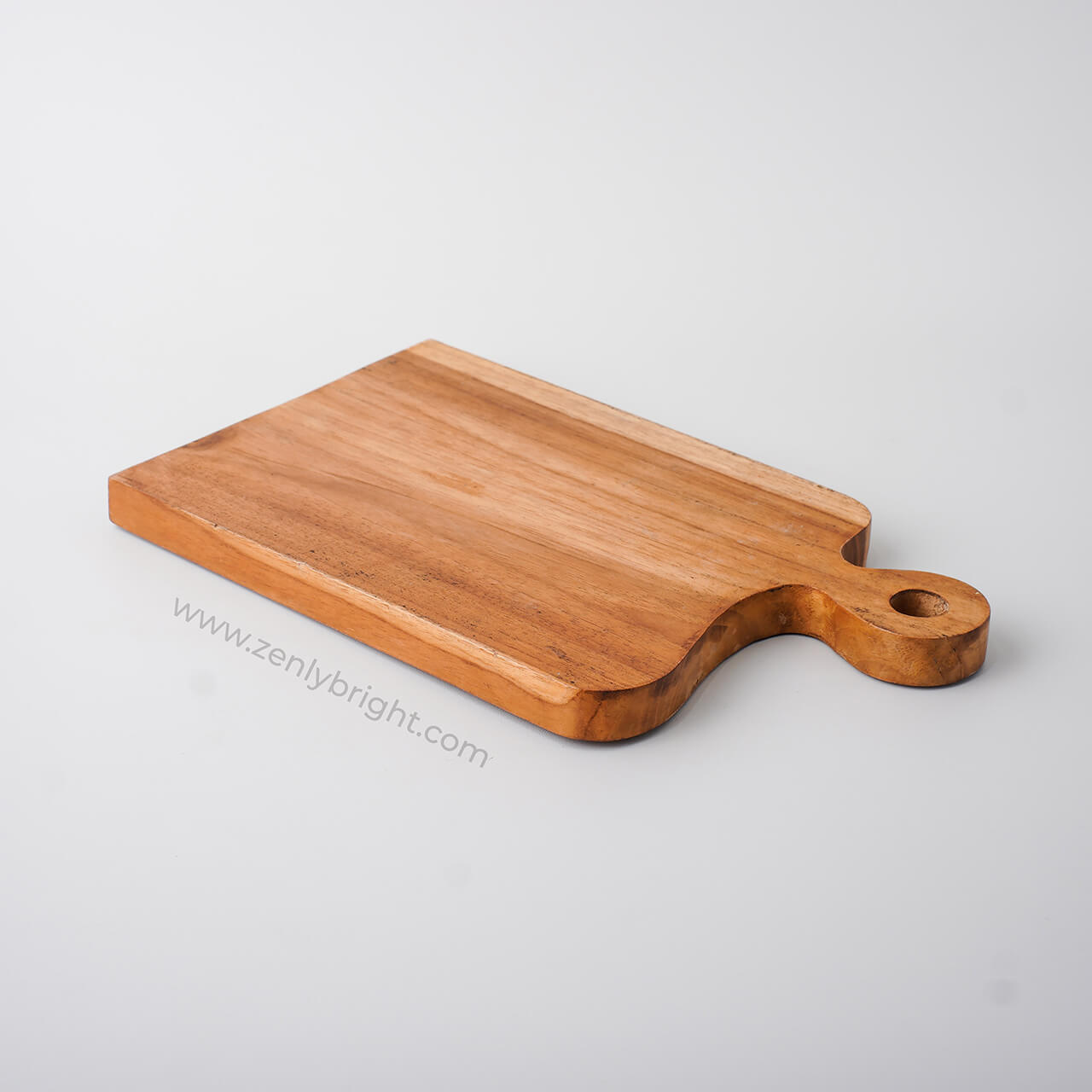 lustrous-cutting-board-zenly-bright-custom-woodenware