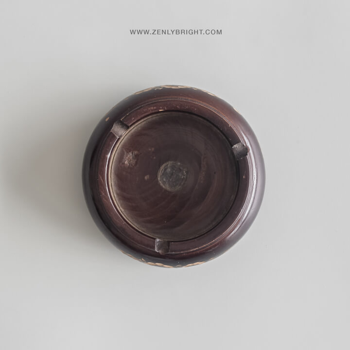 premium-quality-black-teak-wood-ashtray-round-shape-wholesale-bali-ubud-seminyak-canggu