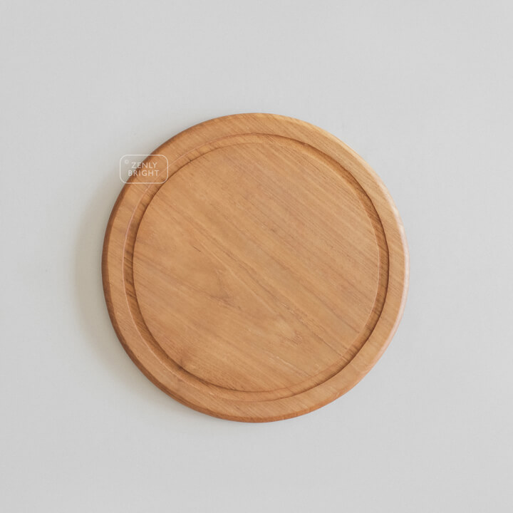 round-shape-cutting-board-oyagi-teak-wood-kitchen-utensil-zenly-bright