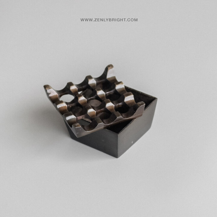 rustic-aluminium-ashtray-for-cafe-hotel-and-villa