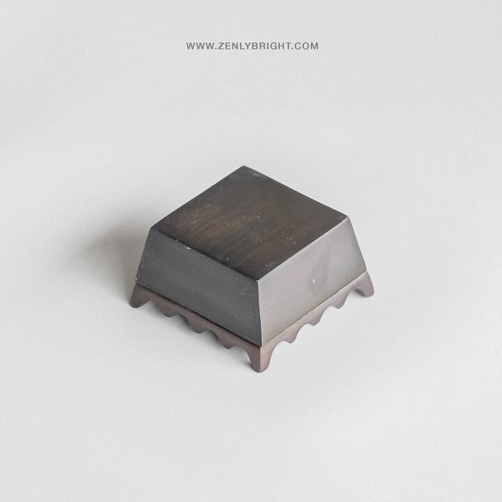 square-ashtray-16-holes-aluminium-rustic-color-bali-indonesia-wholesale